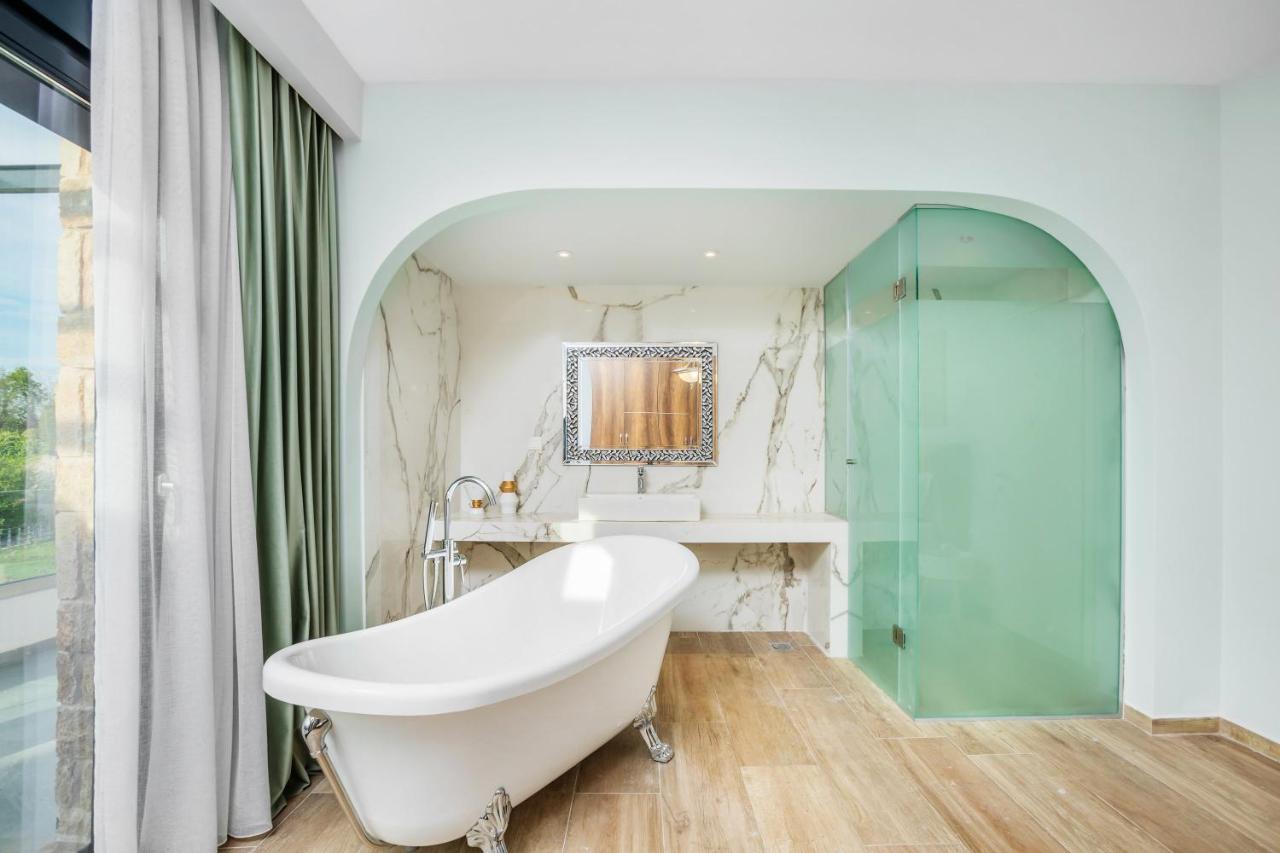 Epta Villas Luxury Redefined Agia Paraskevi  Ngoại thất bức ảnh